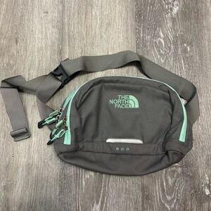 The North Face Roo Waist Bag Mens Gray Strap Adjustable Hip Pack Outdoor Travel